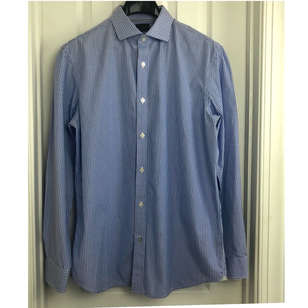 Black label BANANA REPUBLIC Mens Dress shirt L Blue and white striped